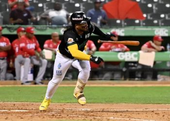 Estrellas propinan paliza a los Gigantes; Toros vencen Aguilas