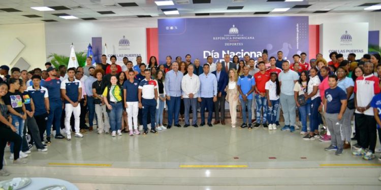Gobierno duplicará incentivos reciben atletas alto rendimiento