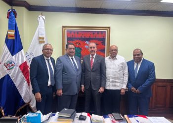MESCyT busca fortalecer programas académicos en materia de servicios notariales del derecho en RD