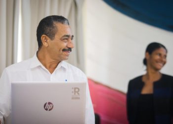 Educación suspende y sanciona a Director distrital de Cabrera por incurrir en irregularidad