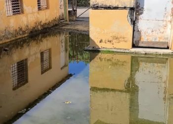 Inundaciones recurrentes afectan al sector Santa Lucía en Río San Juan