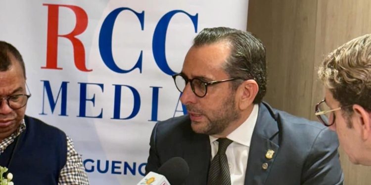 Diputado Jorge Cavoli resalta impacto del turismo en economía dominicana durante FITUR 2025