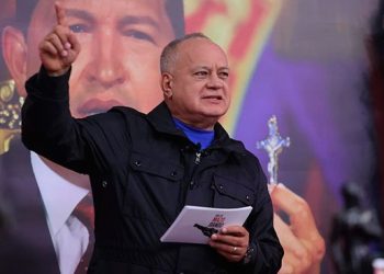 Chavistas lanzan amenazas a 7 expresidentes de América Latina