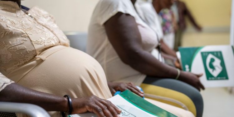 Aumentan redadas y expulsiones de haitianos en RD; hospitales se convierten en refugio médico