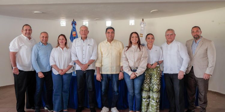 Ministerios de gobierno crean alianza en favor del deporte en República Dominicana