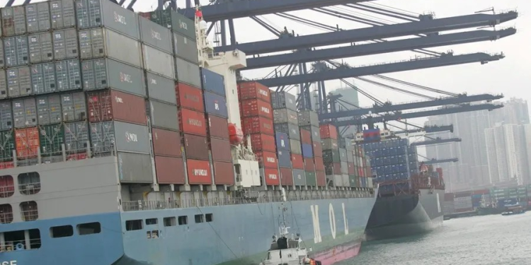 Entran en vigor aranceles anunció China en respuesta a Trump