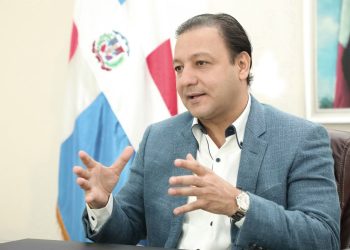 Abel Martínez propone medidas para frenar el flujo de migrantes haitianos indocumentados en RD