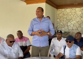 Eddy Alcántara instruye a sus dirigentes a formalizar ingreso al PRM para fortalecer la organización