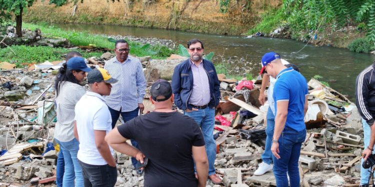 Indrhi anuncia avances en adecuación del río Nagua