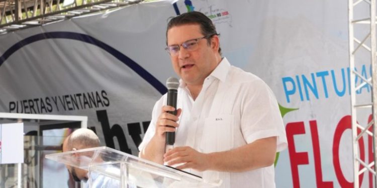 Sanz Lovatón destaca controles fronterizos protegen la economía nacional
