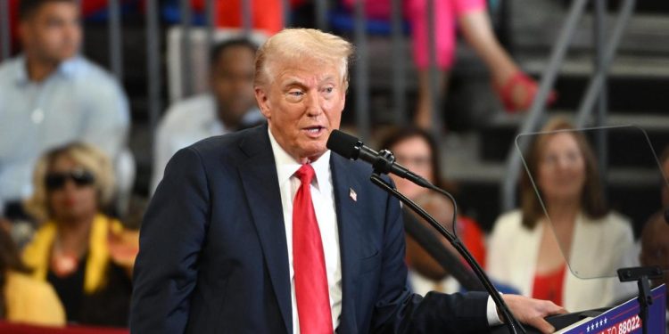 52% EEUU desaprueba gestión de Trump y un 48% la respalda
