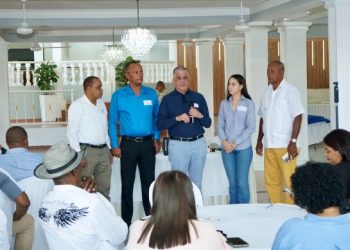 Miguel Vargas afirma clase media dominicana se ha deteriorado por baja inversión pública