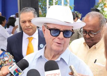 Hipólito Mejía minimiza críticas de Danilo Medina al Gobierno y reconoce retos en el sector eléctrico