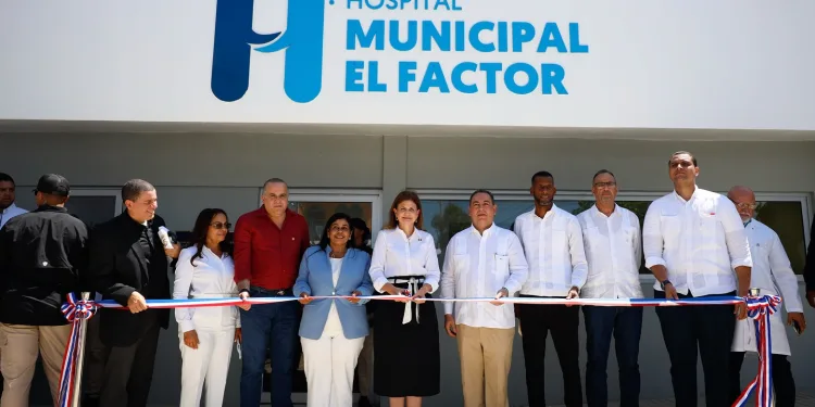 Inauguran la ampliación y remozamiento del Hospital Municipal de El Factor