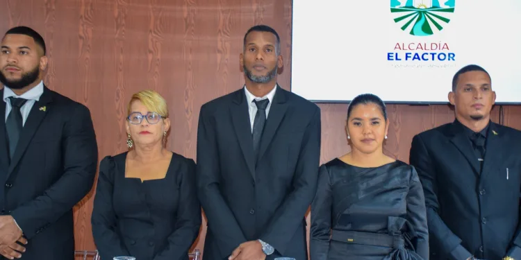 Alcalde Oscar Pablo presenta logros de su primer año de gestión en El Factor