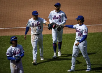 Mets completan histórica barrida de cuatro juegos ante Cardenales con remontada liderada por Nimmo, Lindor y Soto