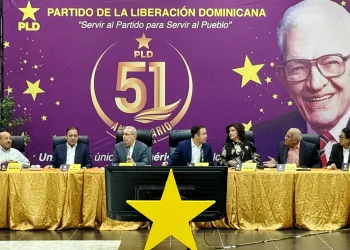 PLD espera propuesta formal para pacto migratorio y convoca Comité Central para definir precandidaturas presidenciales