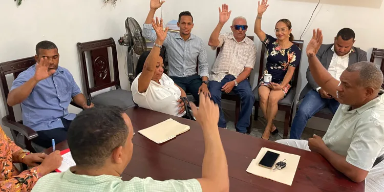 Concejo Municipal de Nagua prohíbe actividades festivas en plazas y parques durante Semana Santa