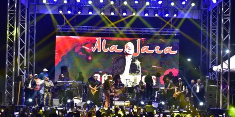 Alá Jazá enciende el verano hondureño con multitudinario concierto en Playa El Porvenir