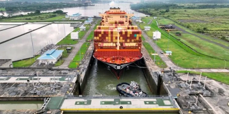 Estados Unidos afirma que no permitirá control chino del Canal de Panamá