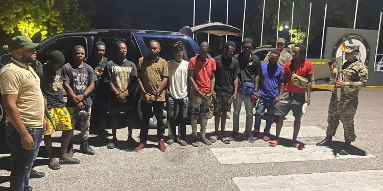 Migración detiene a 1,373 haitianos indocumentados y repatría a 943 en distintas provincias del país