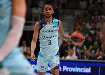 Dominicano Jean Montero es elegido mejor jugador joven de la Eurocopa de baloncesto