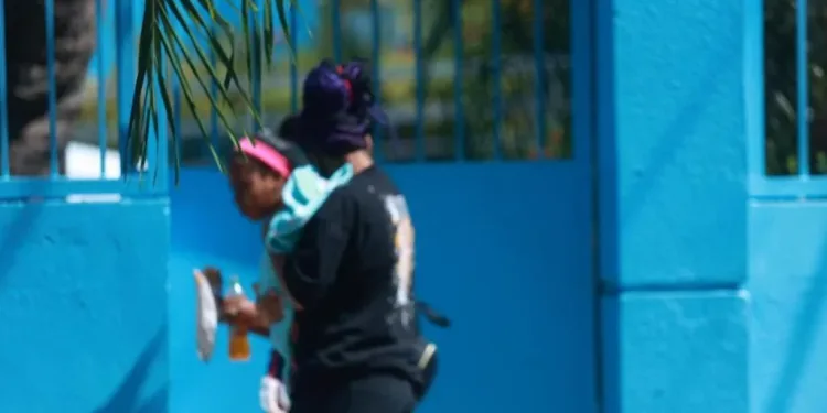Aplicación del nuevo protocolo migratorio genera tensión en la Maternidad La Altagracia