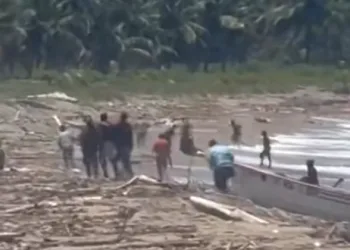 Armada impide viaje ilegal; embarcación con al menos 30 personas salía de Nagua