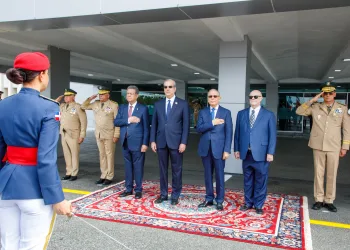 Abinader se reúne con expresidentes Fernández, Mejía y Medina para tratar crisis en Haití