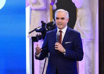 Ministro de Educación declara prioridad nacional la Evaluación de Desempeño Docente 2025